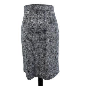 Hawthorn Skirt size Large Navy Blue White Plaid Ponte Knit Pencil Knee Stretch